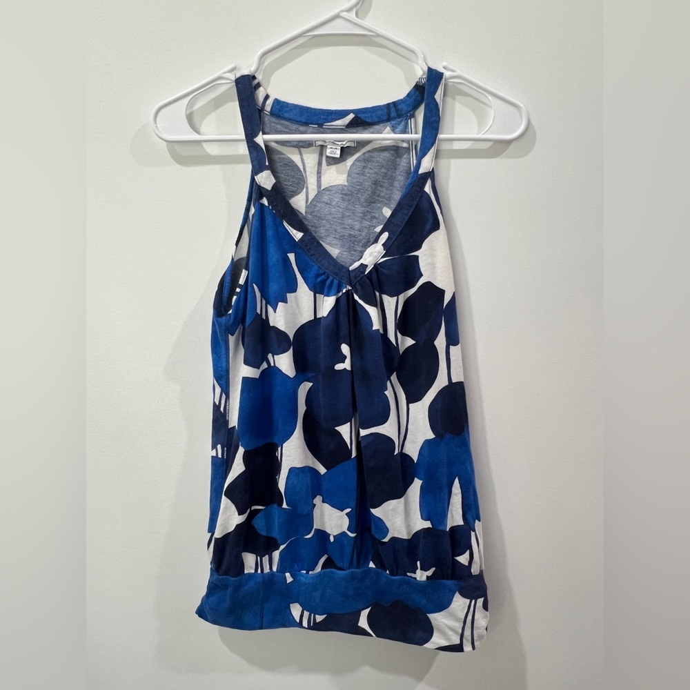 American Eagle Outfitters Blue and Navy Sleeveless Floral Tank Top